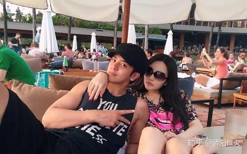 吃瓜娱乐王思聪是谁的孩子,吃瓜娱乐界，王思聪背后的神秘家族传承